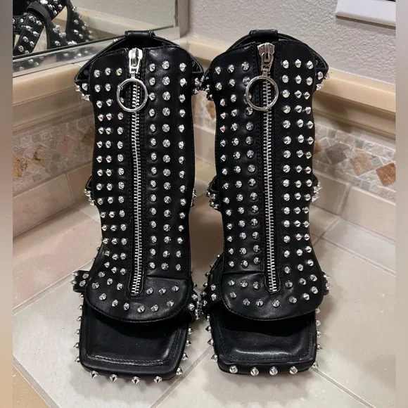 Black Studded Women's Shoes - Picture 3 of 8
